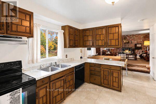 13 East Road, Lake Of Bays, Ontario  P0B 1A0 - Photo 3 - X14098016