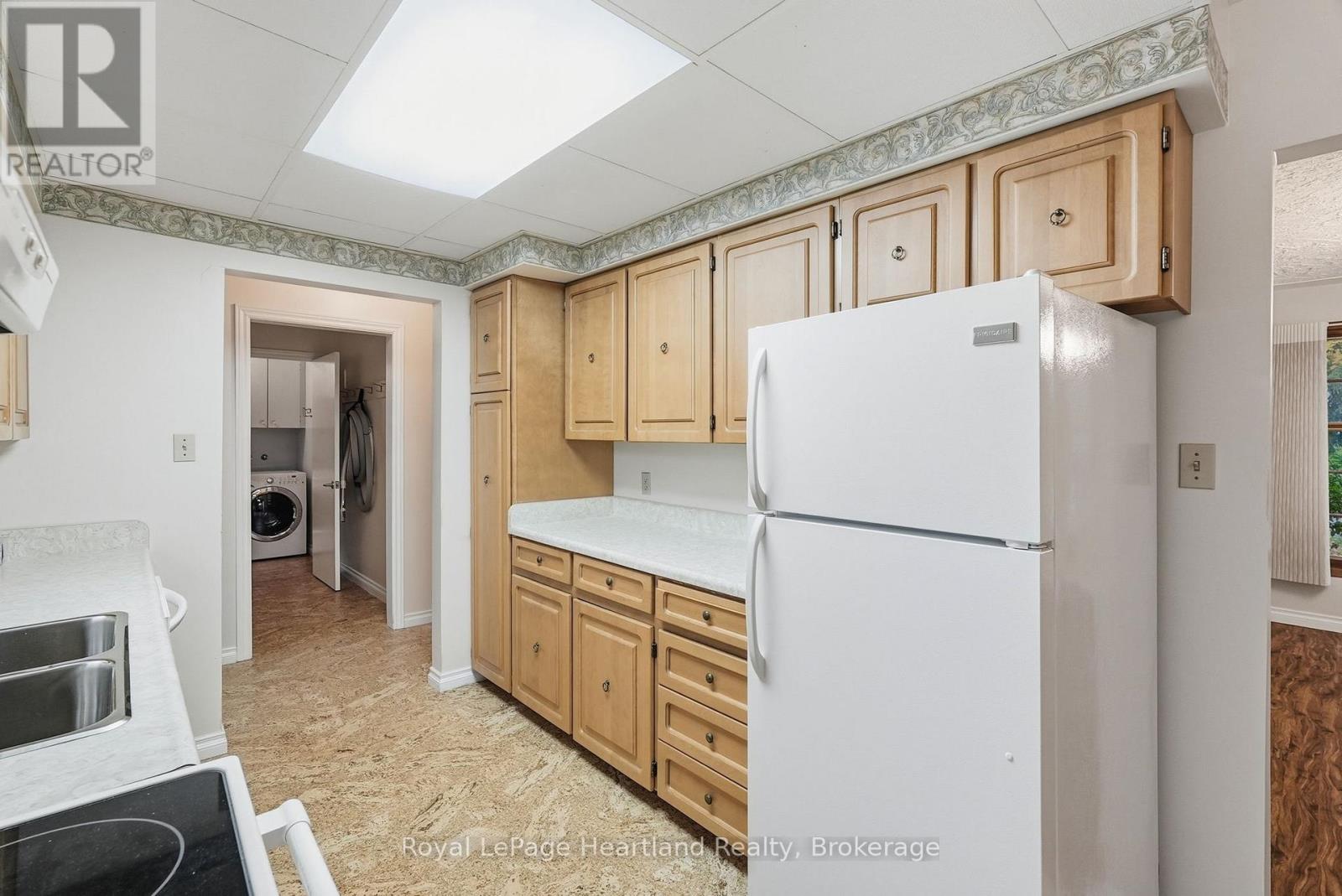 62 King Street N, Minto, Ontario  N0G 1Z0 - Photo 11 - X14098032