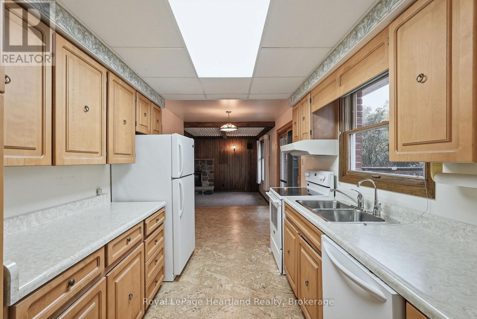62 King Street N, Minto, Ontario  N0G 1Z0 - Photo 12 - X14098032