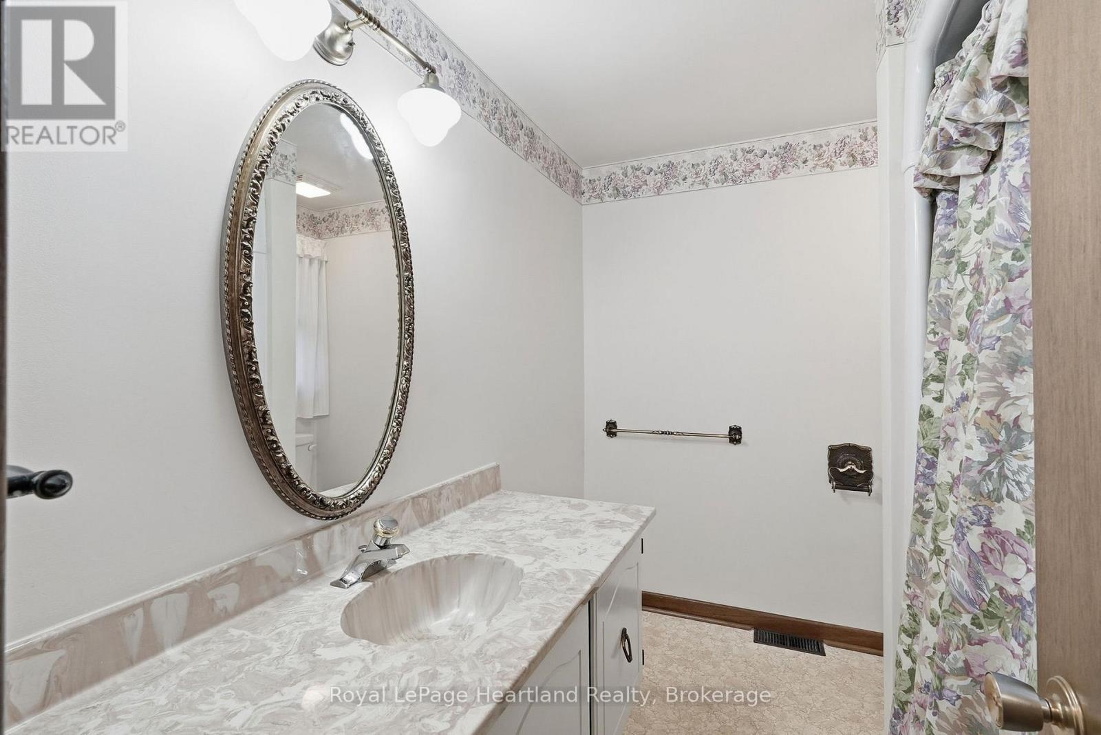 62 King Street N, Minto, Ontario  N0G 1Z0 - Photo 20 - X14098032