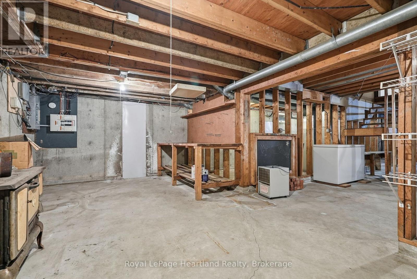 62 King Street N, Minto, Ontario  N0G 1Z0 - Photo 29 - X14098032