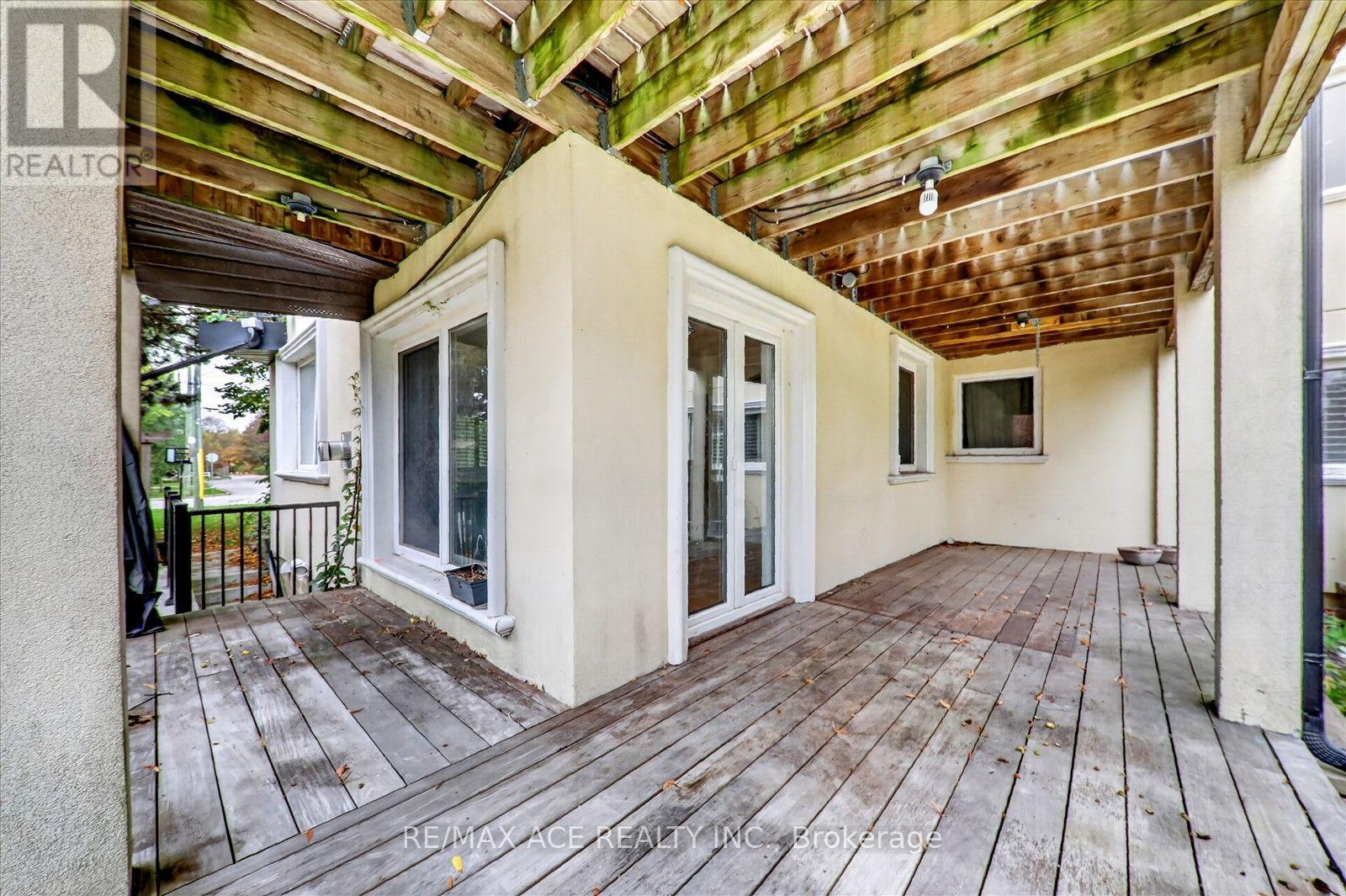 Main - 3 Larwood Boulevard, Toronto, Ontario  M1M 2M4 - Photo 30 - E14097854