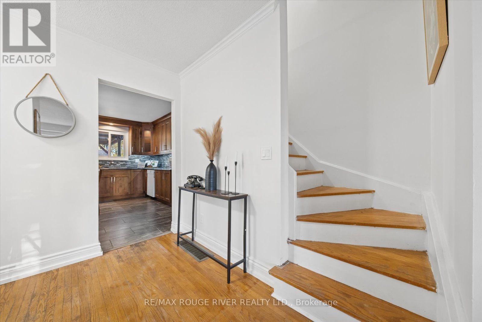 297 Durham Court, Oshawa, Ontario  L1J 5R5 - Photo 16 - E14097856