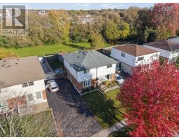 297 DURHAM COURT, Oshawa, Ontario