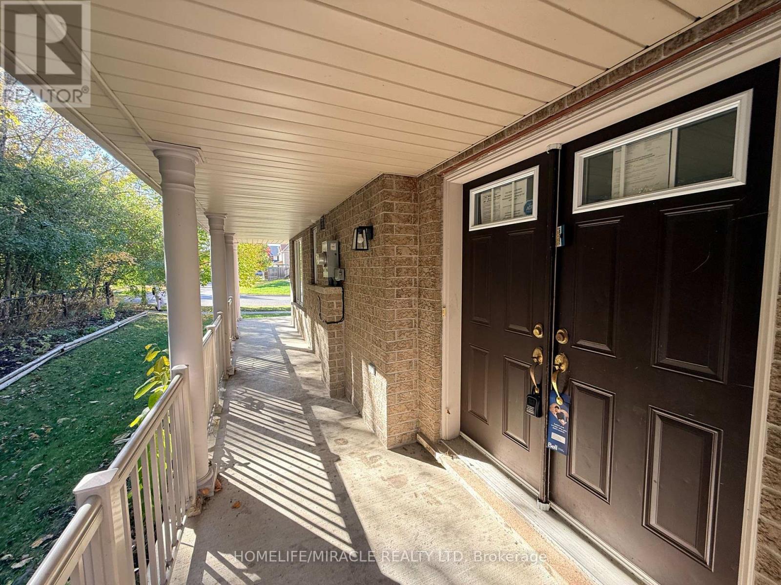 161 Cathedral Drive, Whitby, Ontario  L1R 0J5 - Photo 5 - E14098128