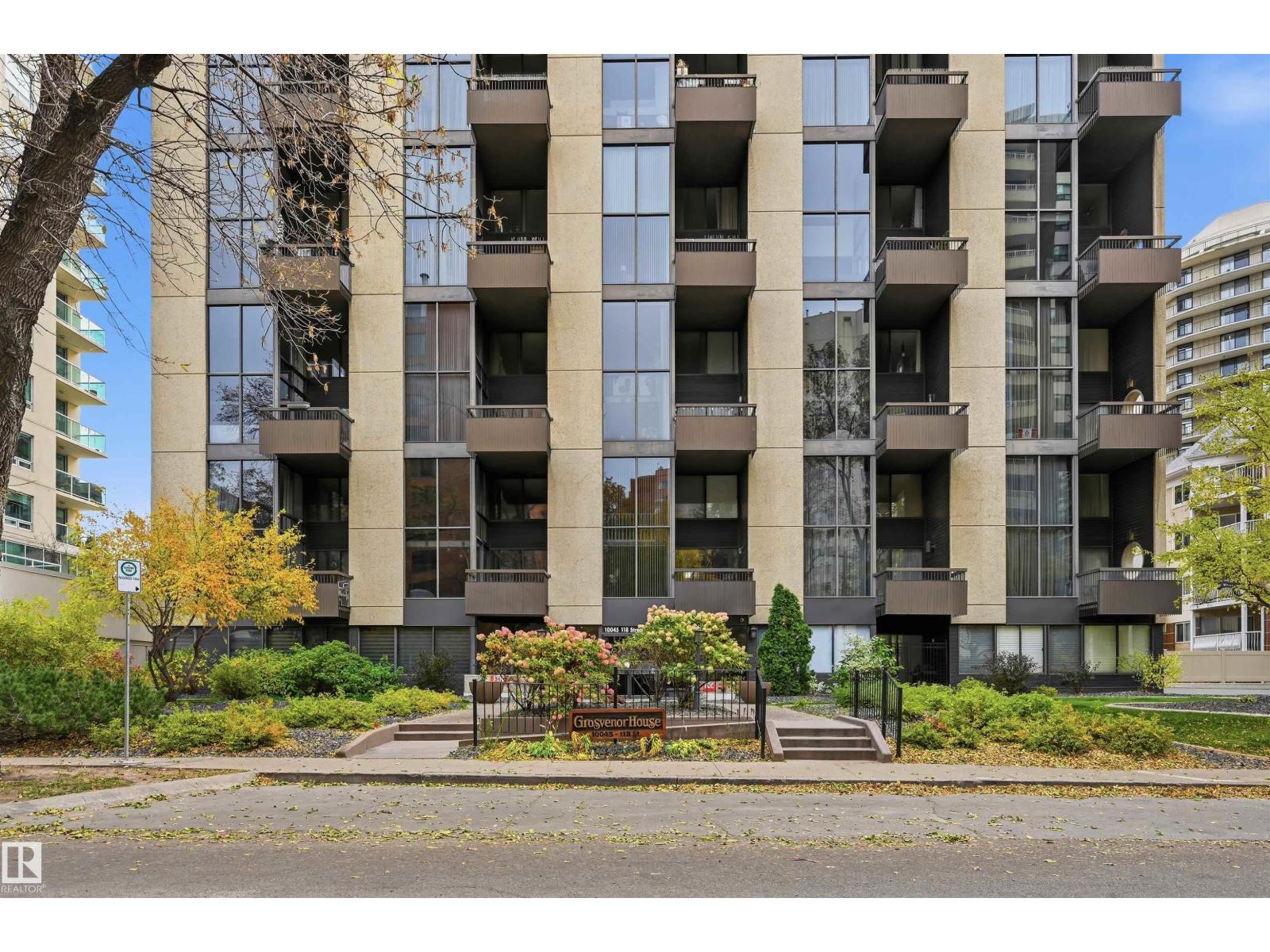 #407 10045 118 ST NW