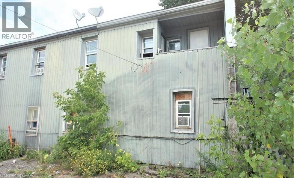 9 Albert Street, Welland, Ontario  L3B 4G1 - Photo 2 - 40864716