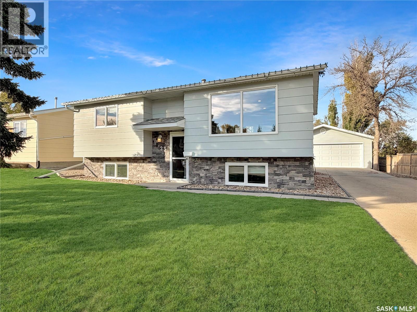23 Weaver CRESCENT, swift current, Saskatchewan
