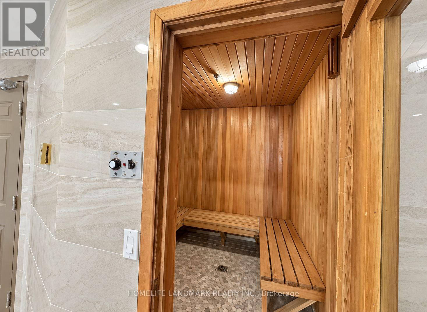 512 - 8 Maison Parc Court, Vaughan (Lakeview Estates), Ontario  L4J 9K5 - Photo 15 - N14097896