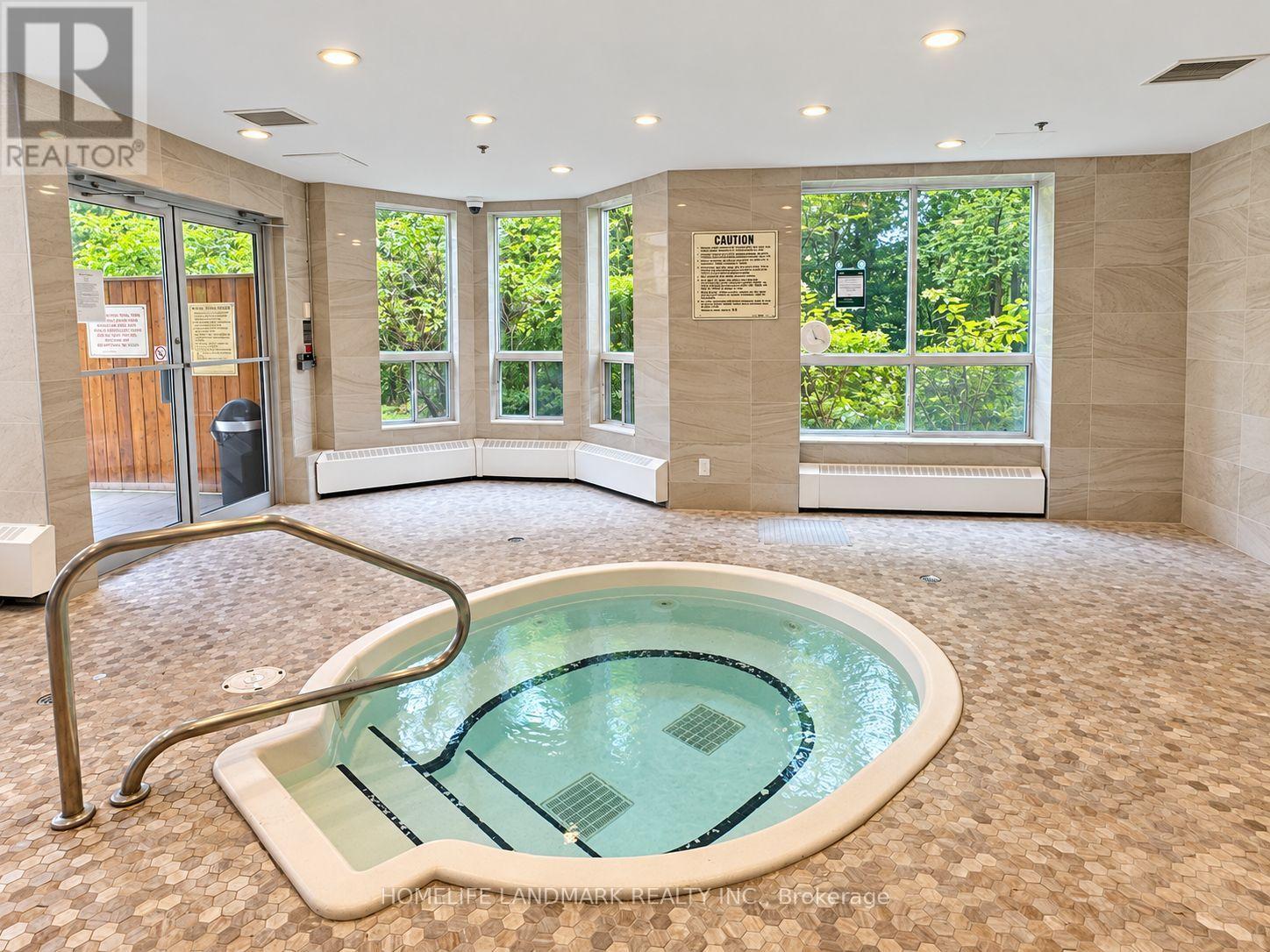 512 - 8 Maison Parc Court, Vaughan (Lakeview Estates), Ontario  L4J 9K5 - Photo 19 - N14097896
