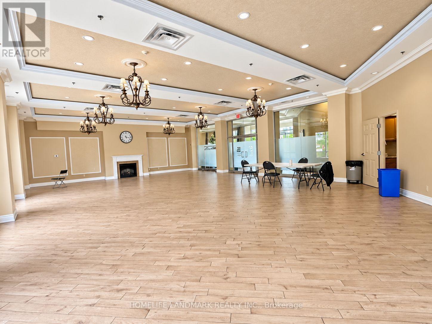 512 - 8 Maison Parc Court, Vaughan (Lakeview Estates), Ontario  L4J 9K5 - Photo 3 - N14097896