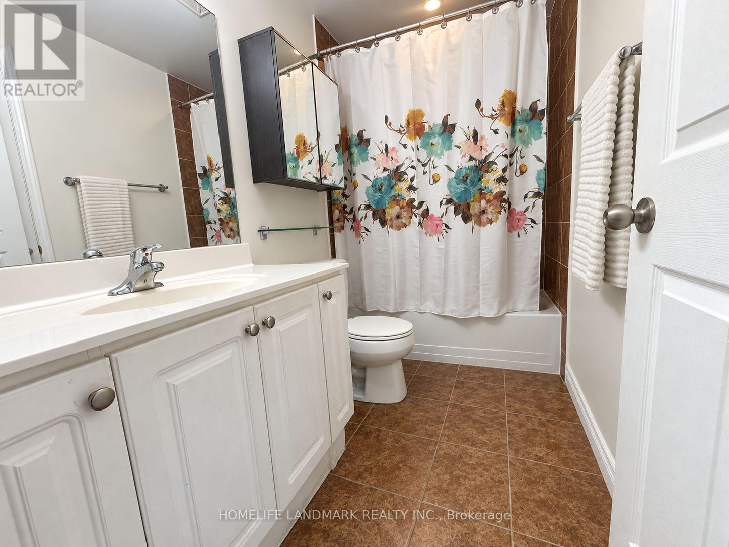 512 - 8 Maison Parc Court, Vaughan (Lakeview Estates), Ontario  L4J 9K5 - Photo 8 - N14097896