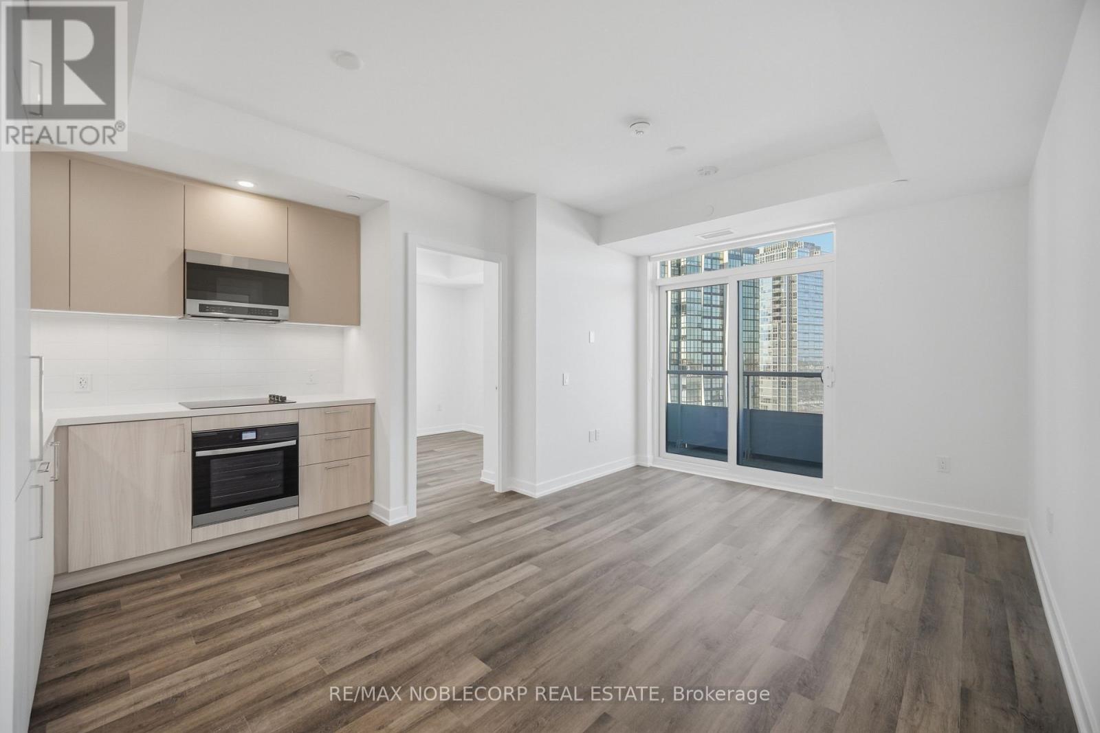 2501 - 5 Meadowdale Road, Vaughan (Vaughan Corporate Centre), Ontario  L4K 0C7 - Photo 9 - N14097916