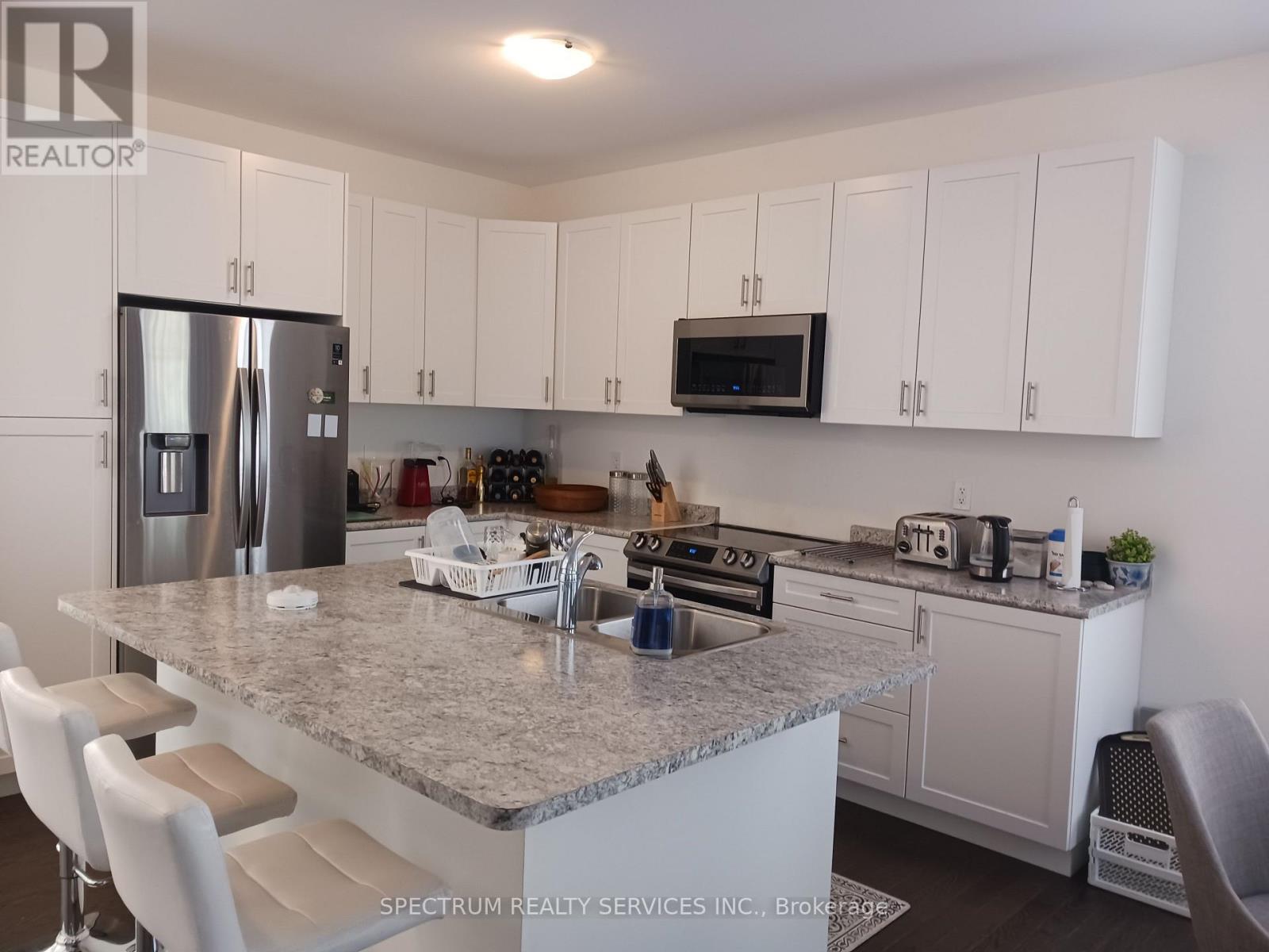 64 Regina Boulevard, Wasaga Beach, Ontario  L9Z 1M8 - Photo 13 - S14098046