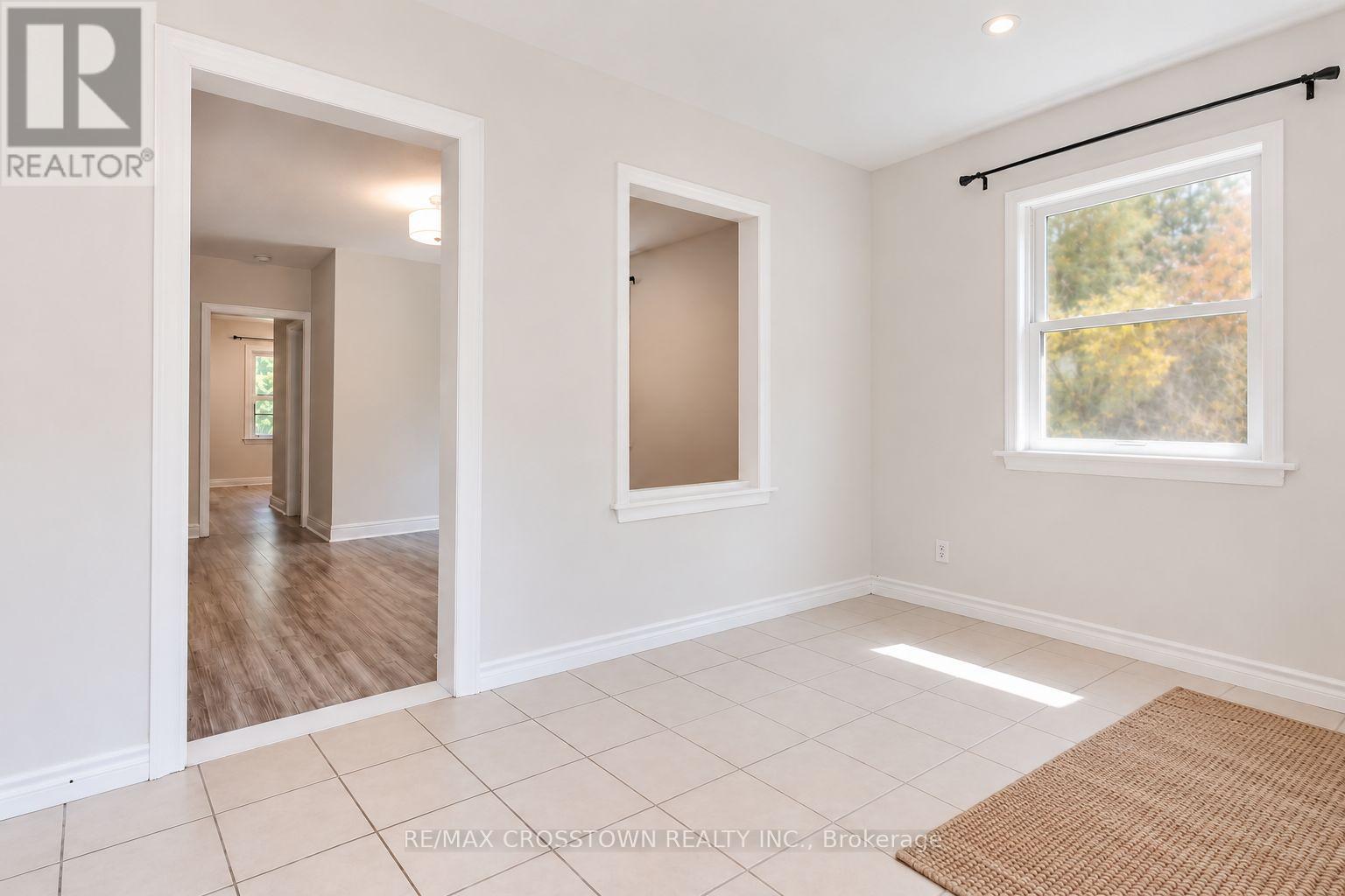 1 - 64 Bleeker Street, Orillia, Ontario  L3V 5Z2 - Photo 3 - S14098150
