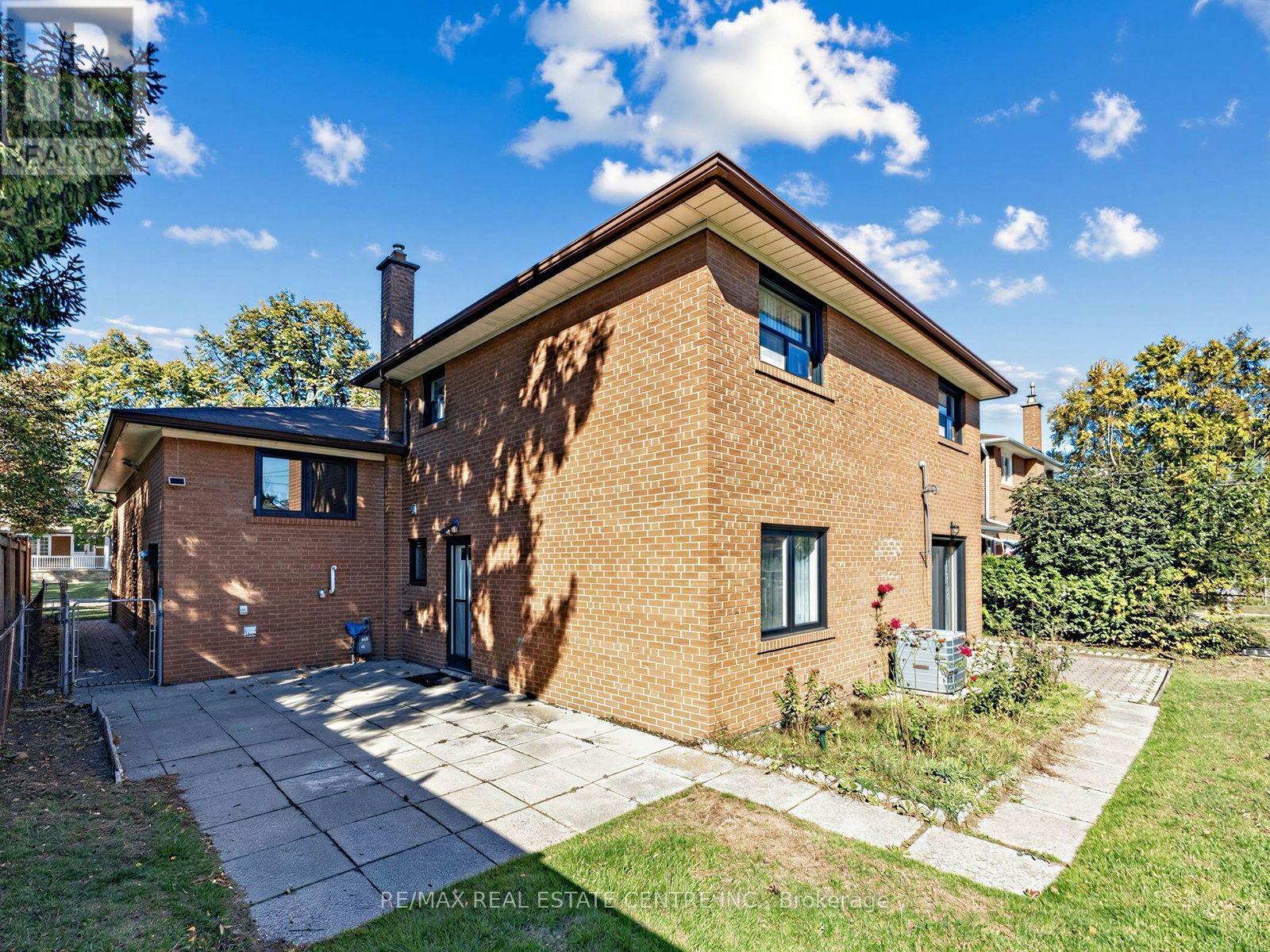 2362 Denise Road, Mississauga, Ontario  L4X 1J4 - Photo 24 - W14097924
