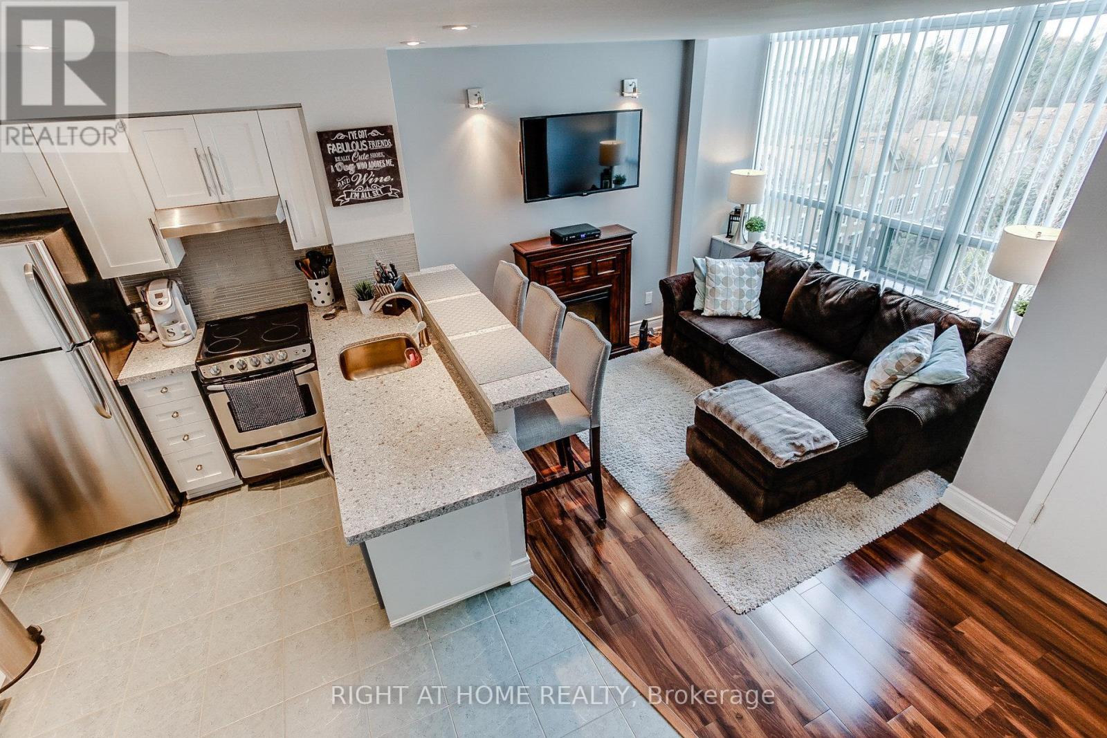 426 - 300 MANITOBA STREET, toronto (mimico), Ontario
