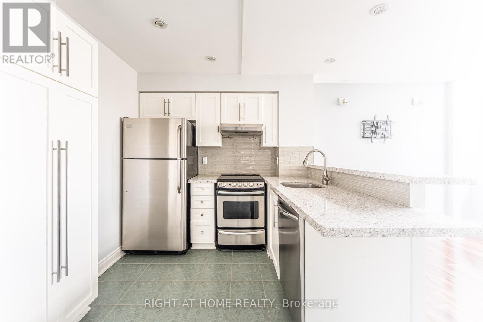 426 - 300 Manitoba Street, Toronto (Mimico), Ontario  M8Y 4G6 - Photo 24 - W14097972