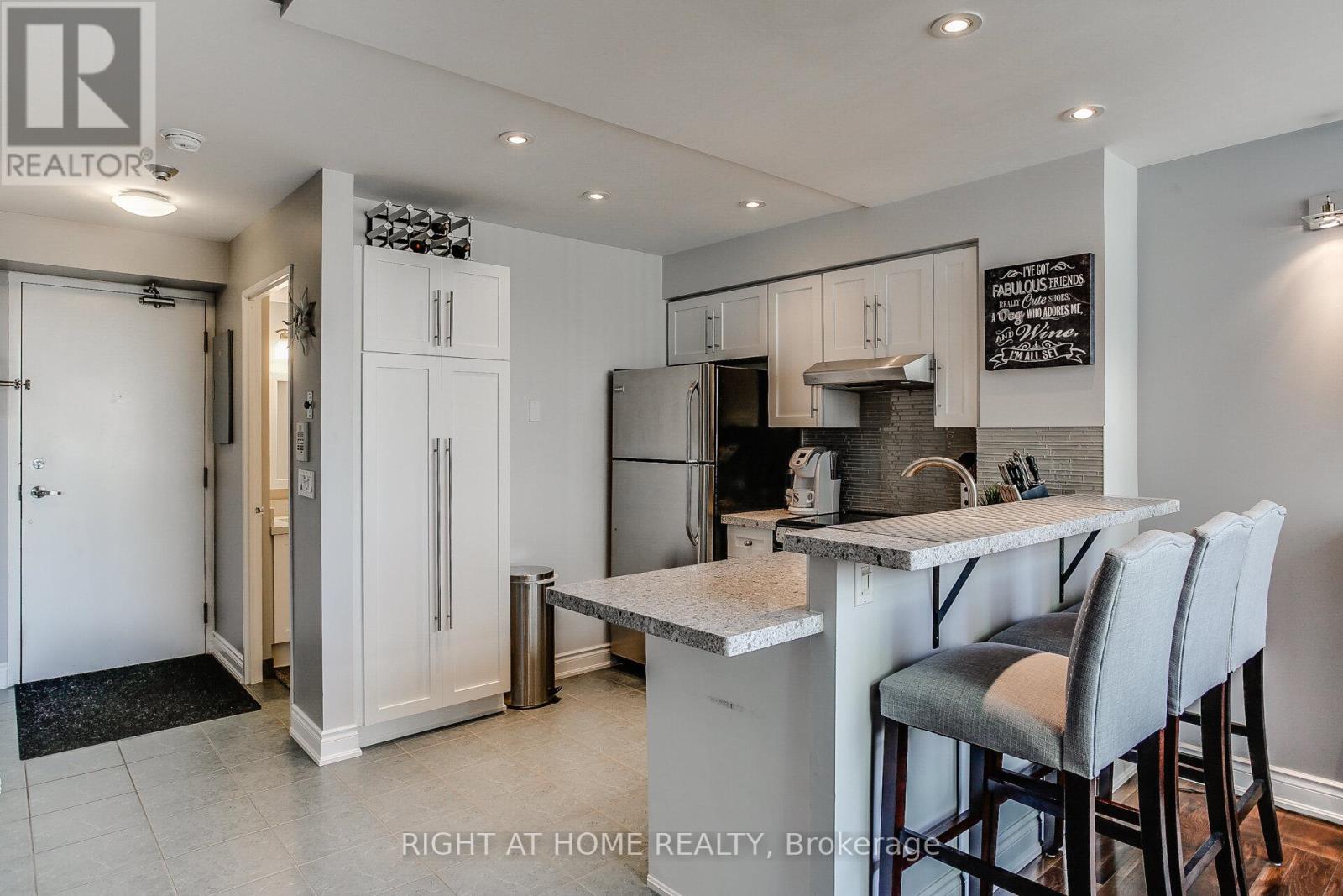 426 - 300 Manitoba Street, Toronto (Mimico), Ontario  M8Y 4G6 - Photo 4 - W14097972