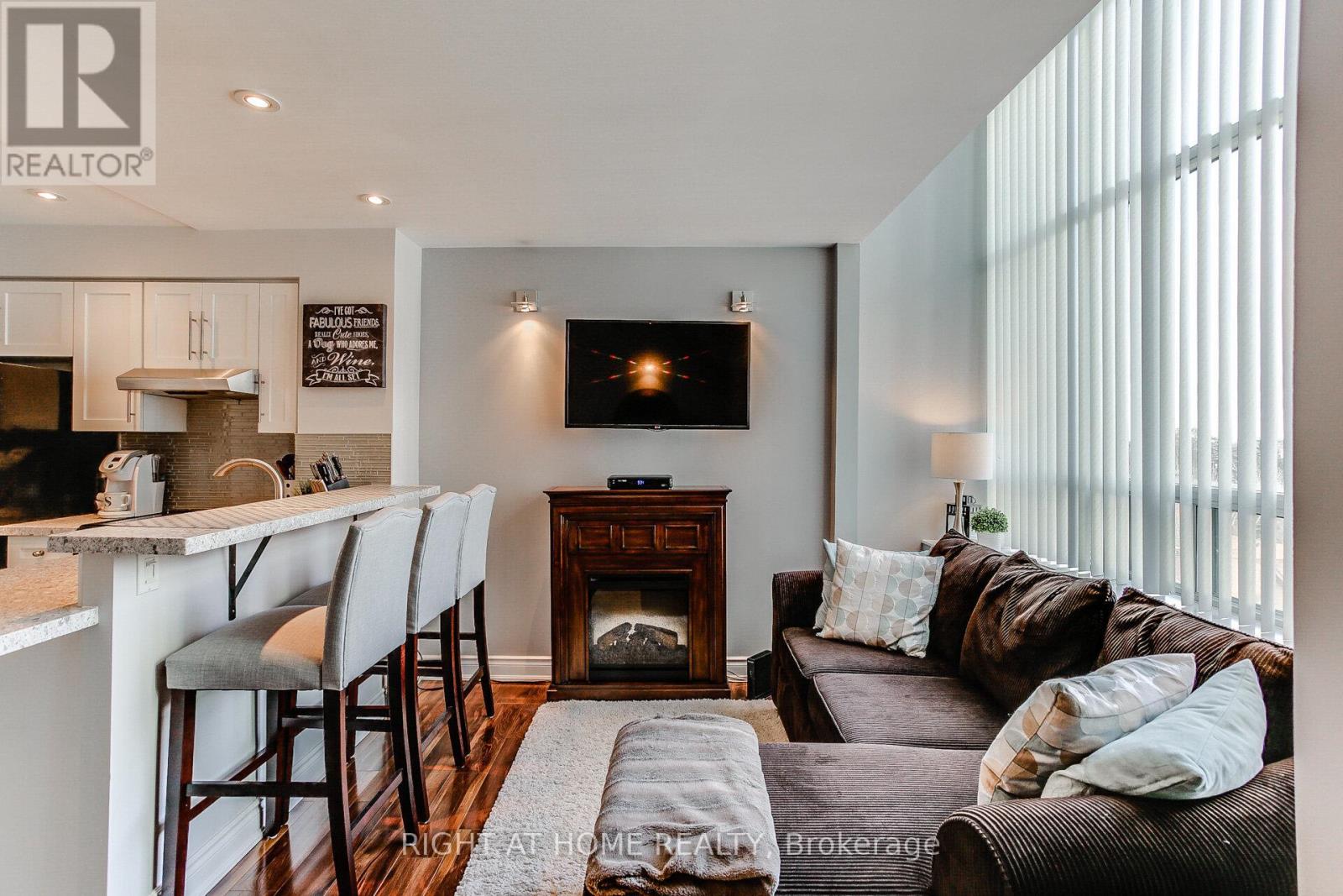 426 - 300 Manitoba Street, Toronto (Mimico), Ontario  M8Y 4G6 - Photo 8 - W14097972