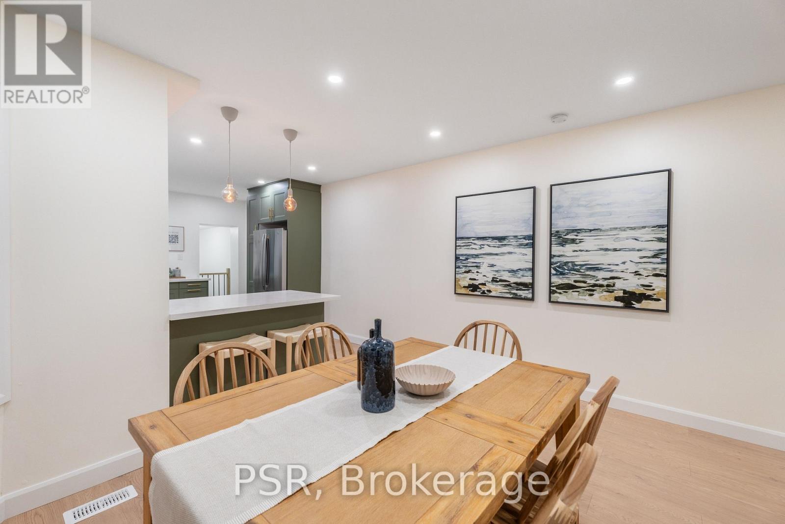 1045 Ossington Avenue, Toronto, Ontario  M6G 3V9 - Photo 15 - W14097978