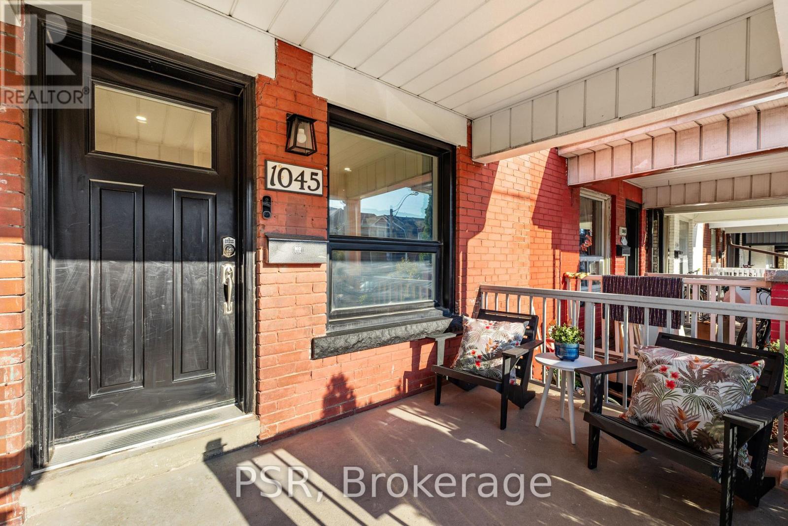 1045 Ossington Avenue, Toronto, Ontario  M6G 3V9 - Photo 3 - W14097978