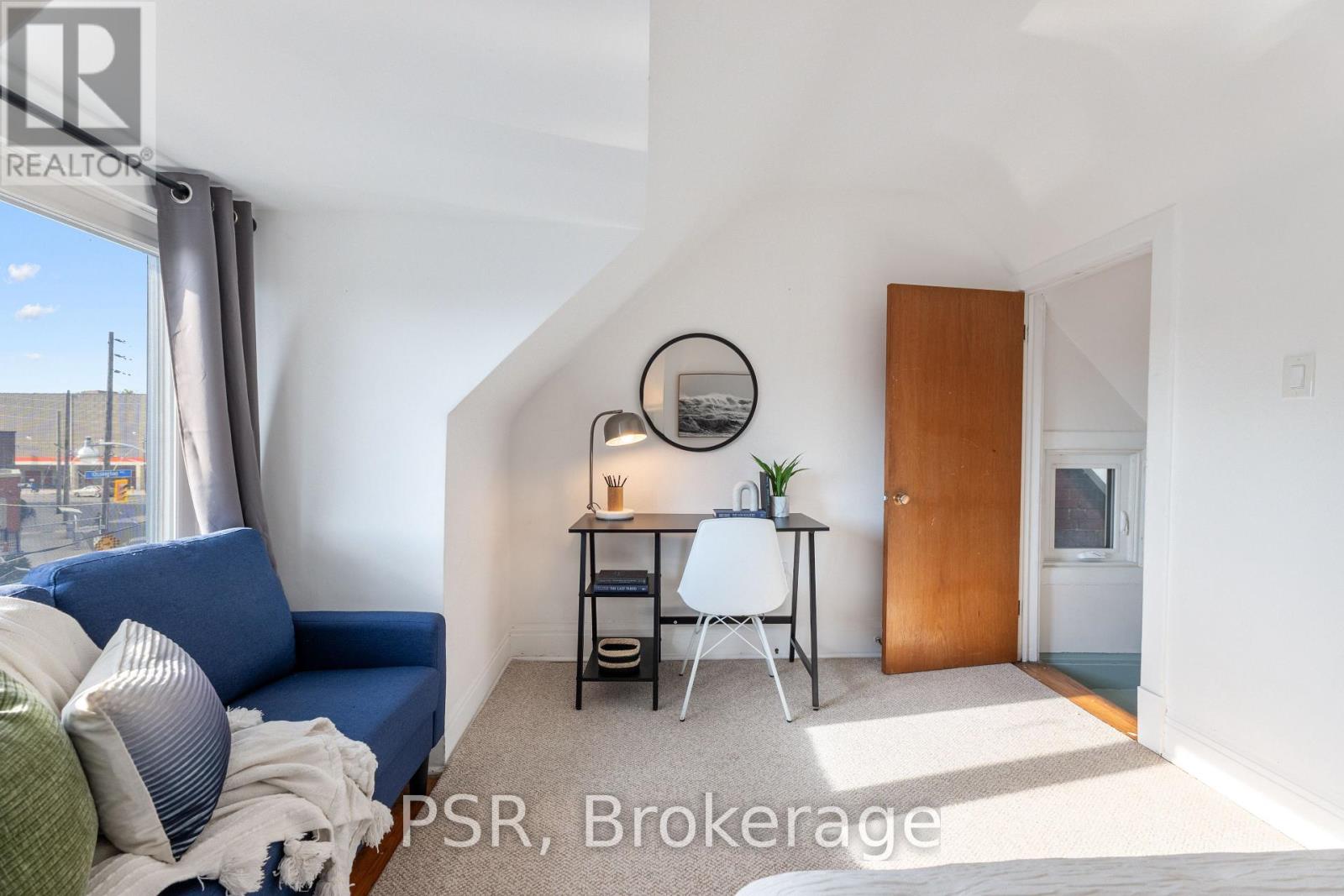 1045 Ossington Avenue, Toronto, Ontario  M6G 3V9 - Photo 30 - W14097978
