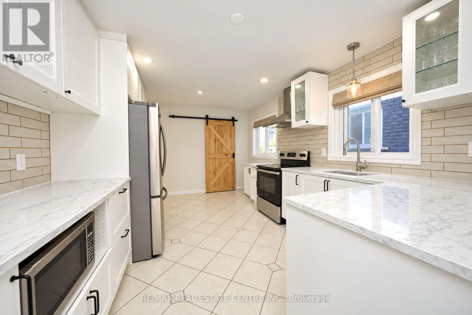 32 Mckinnon Avenue, Halton Hills (Georgetown), Ontario  L7G 5H5 - Photo 14 - W14098074