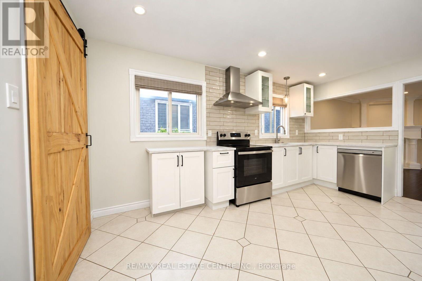 32 Mckinnon Avenue, Halton Hills (Georgetown), Ontario  L7G 5H5 - Photo 17 - W14098074