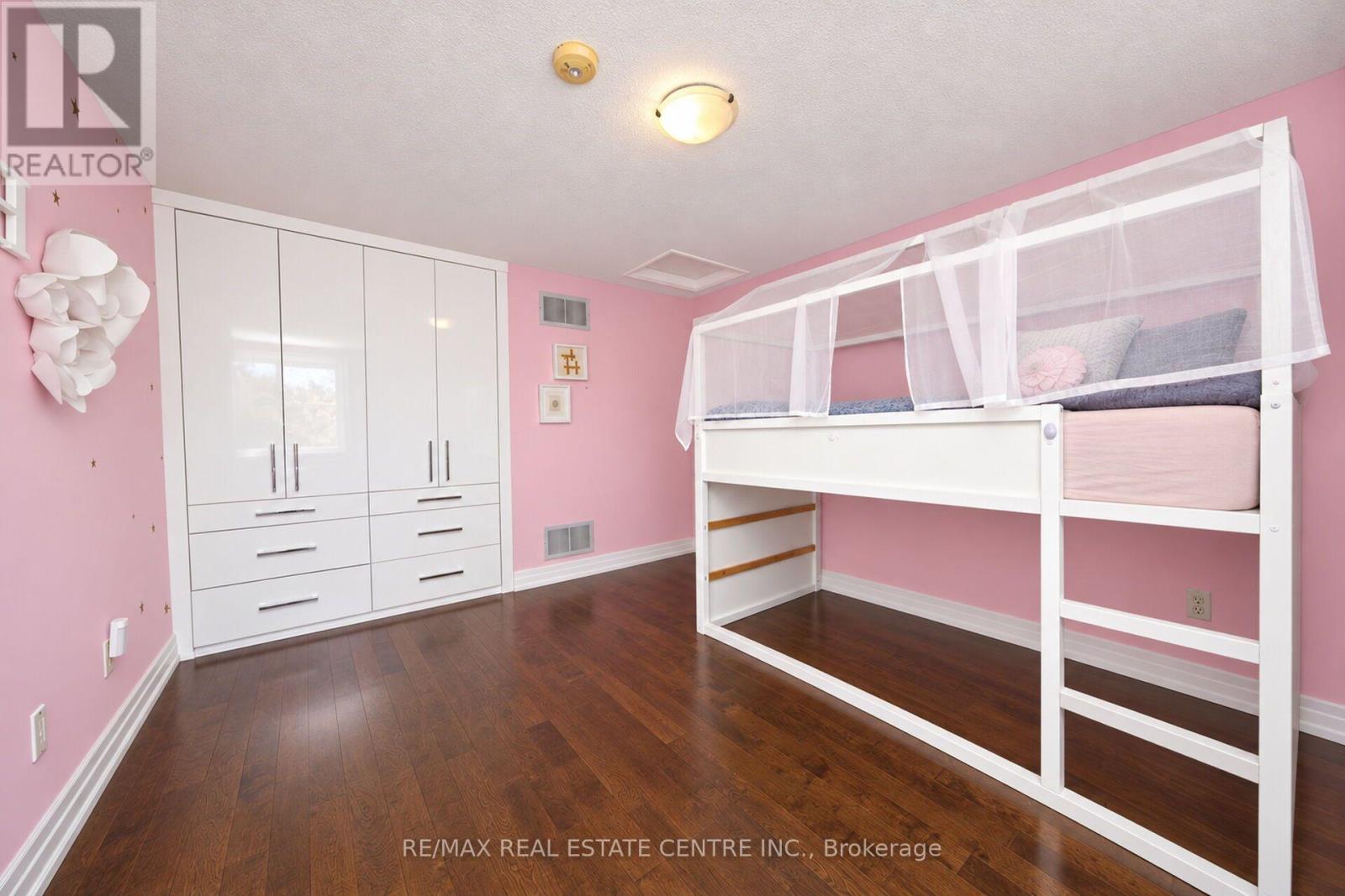 32 Mckinnon Avenue, Halton Hills (Georgetown), Ontario  L7G 5H5 - Photo 26 - W14098074