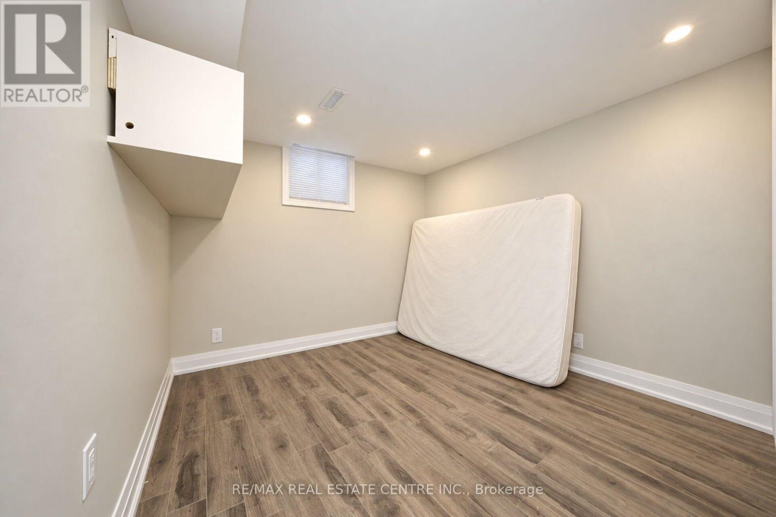 32 Mckinnon Avenue, Halton Hills (Georgetown), Ontario  L7G 5H5 - Photo 43 - W14098074