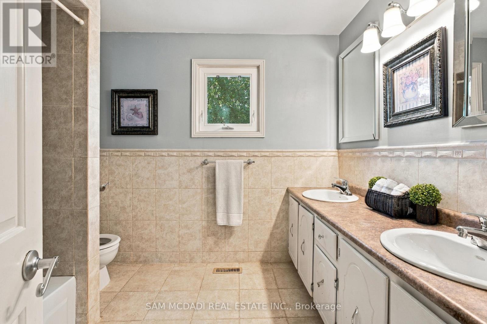1138 Vanier Drive, Mississauga, Ontario  L5H 3X1 - Photo 27 - W14098086
