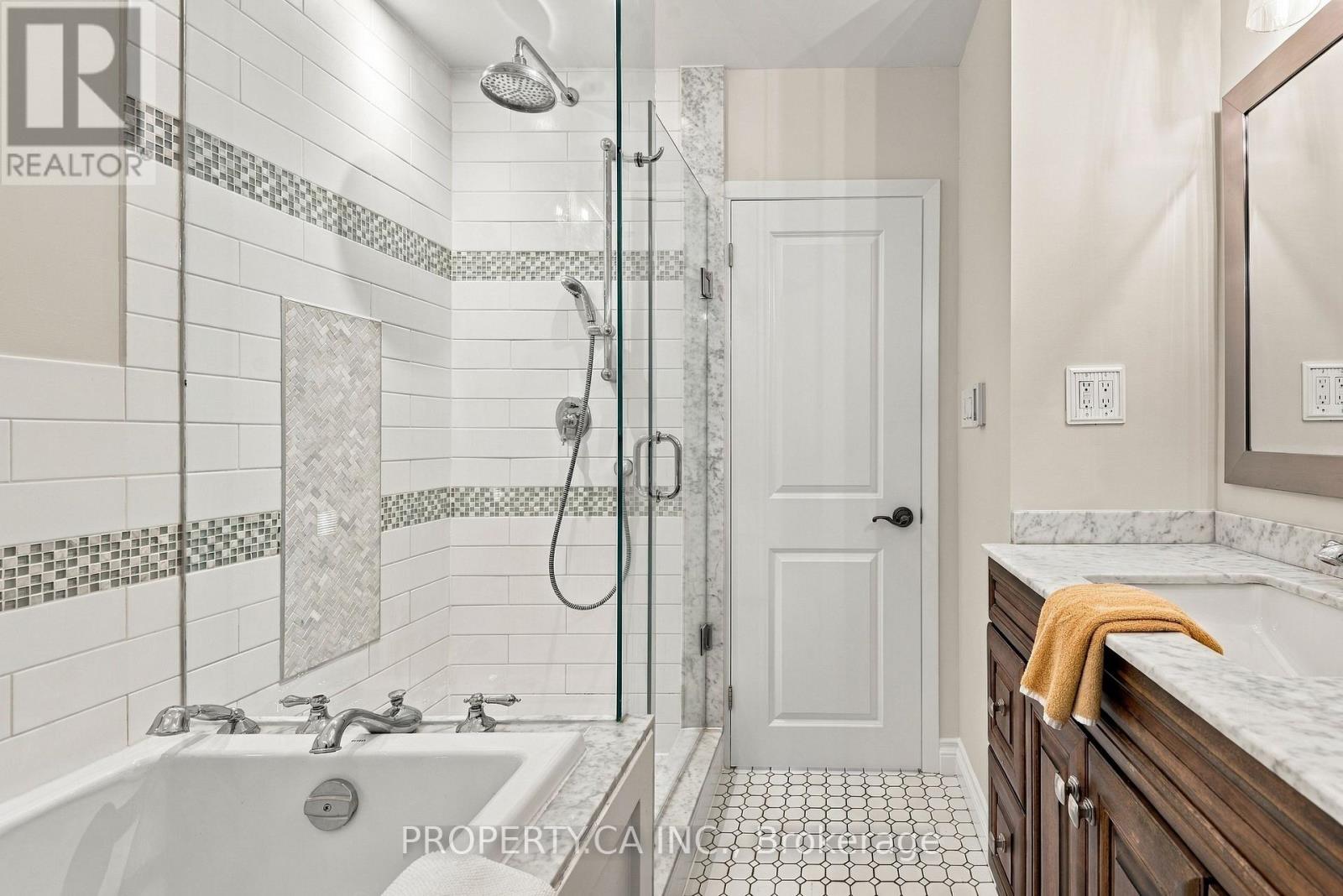 67 Rossburn Drive, Toronto, Ontario  M9C 2P9 - Photo 27 - W14098186