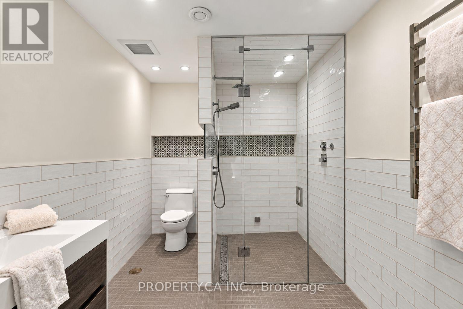 67 Rossburn Drive, Toronto, Ontario  M9C 2P9 - Photo 46 - W14098186