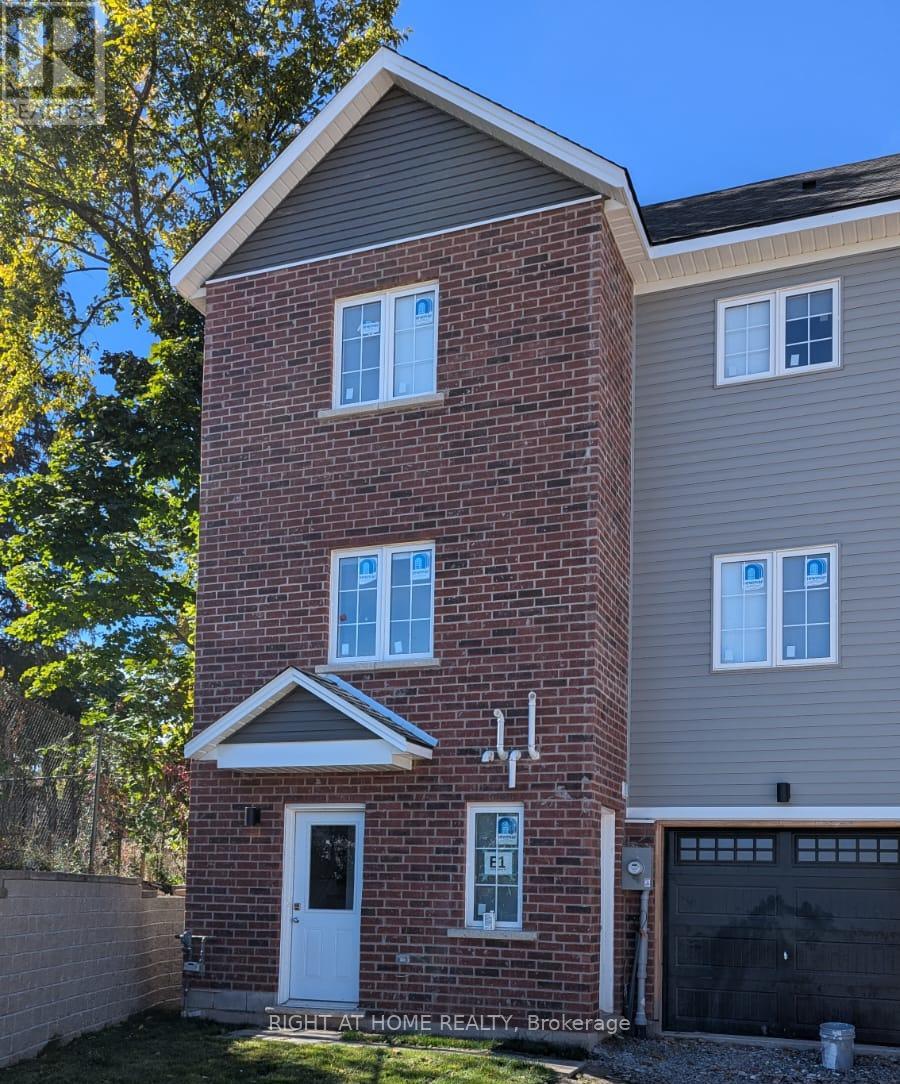 139 HIGHRIVER TRAIL, Welland, Ontario