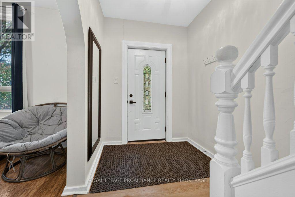 268 Rideau Street, Kingston, Ontario  K7K 3A6 - Photo 3 - X13876640