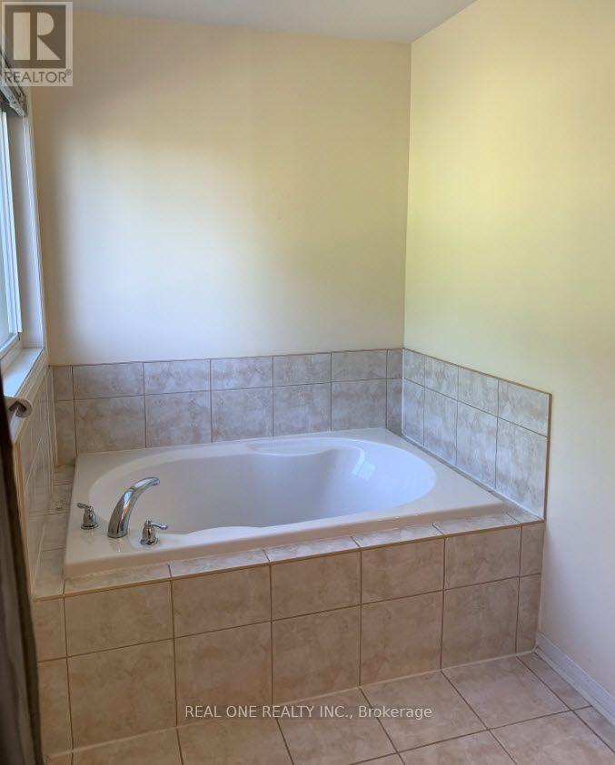 209 Blackburn Drive, Brantford, Ontario  N3T 0A5 - Photo 10 - X14097880