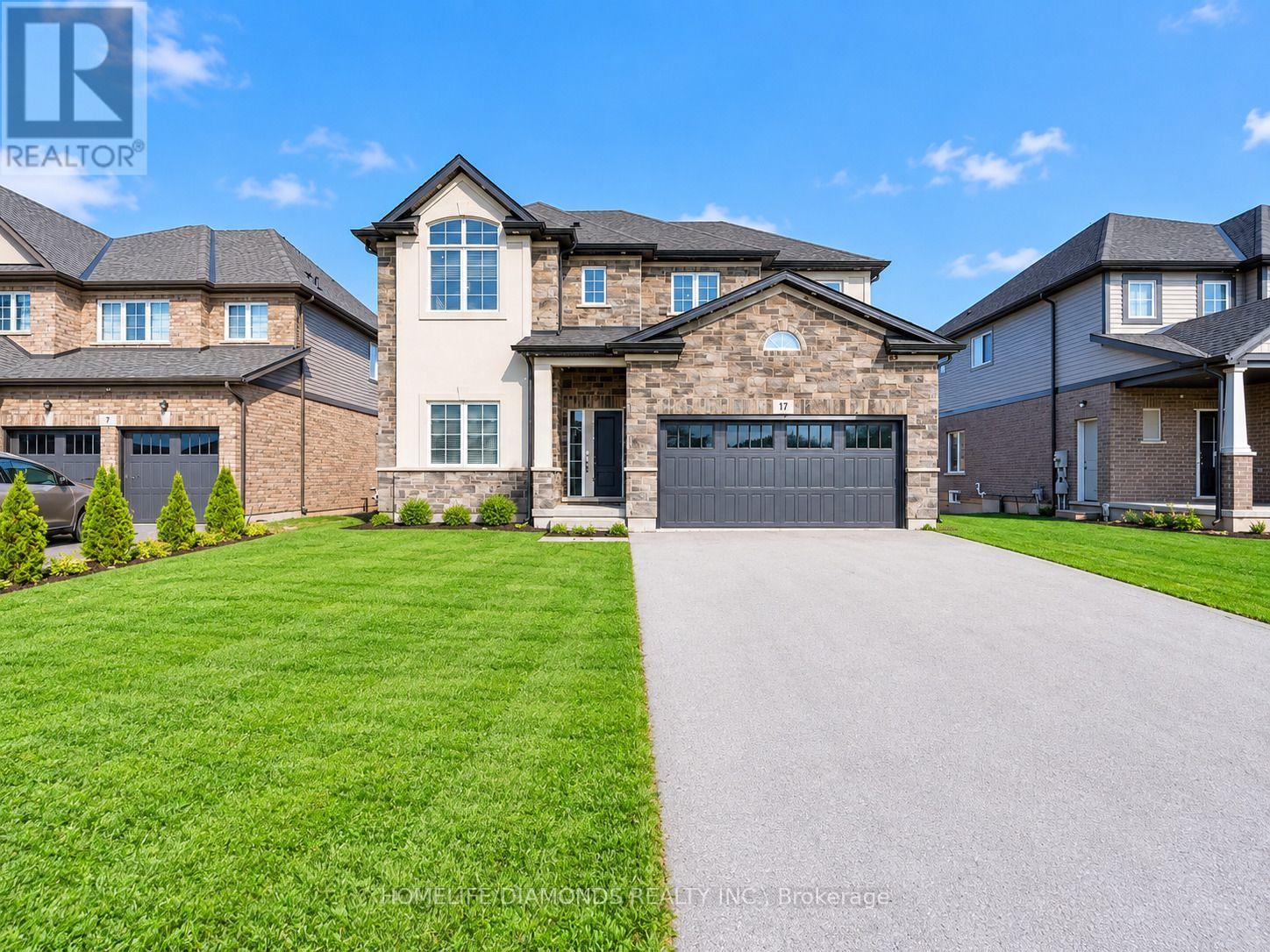 17 MONARCH STREET, welland (coyle creek), Ontario