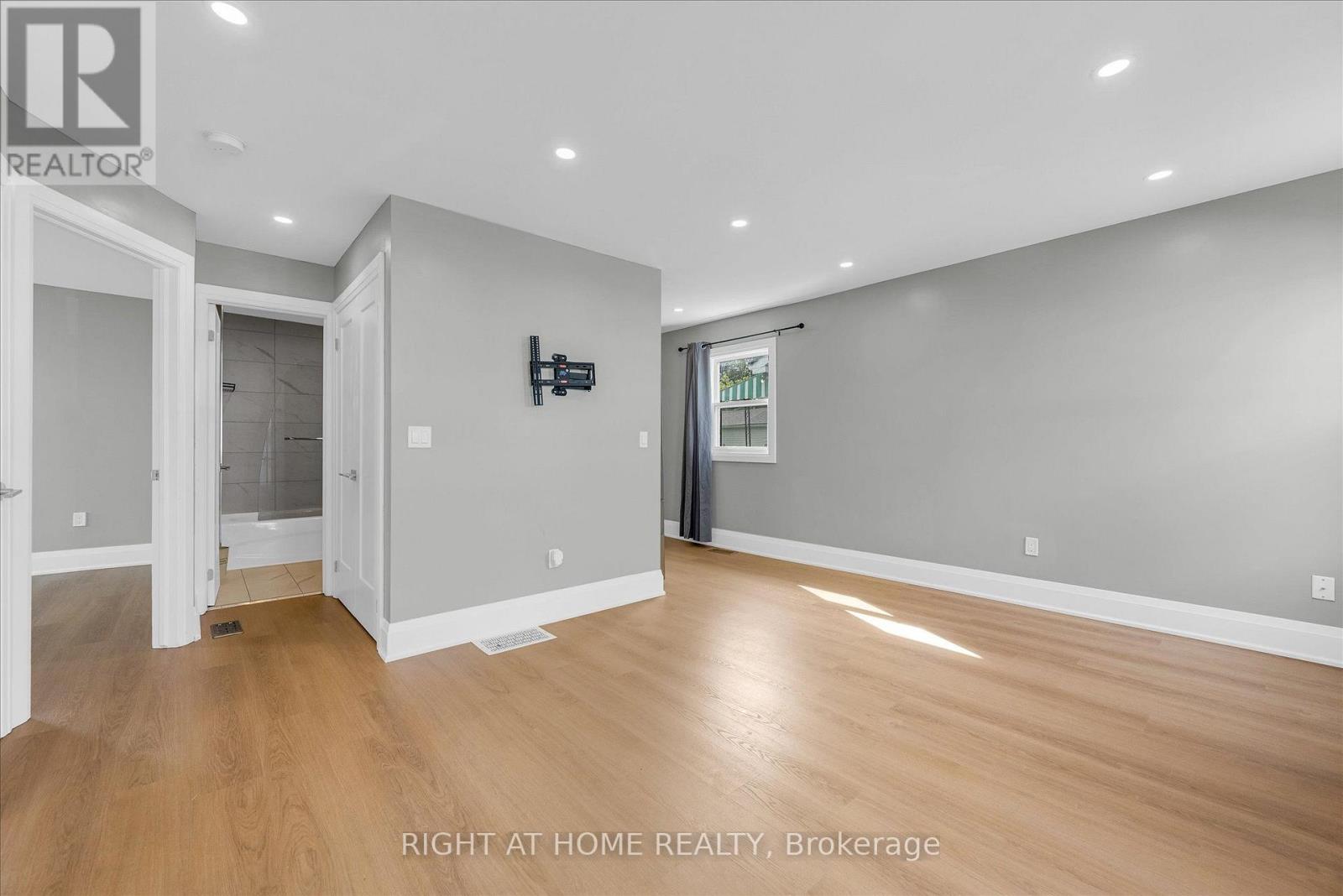 6310 Skinner Street, Niagara Falls, Ontario  L2G 2Y7 - Photo 6 - X14098154