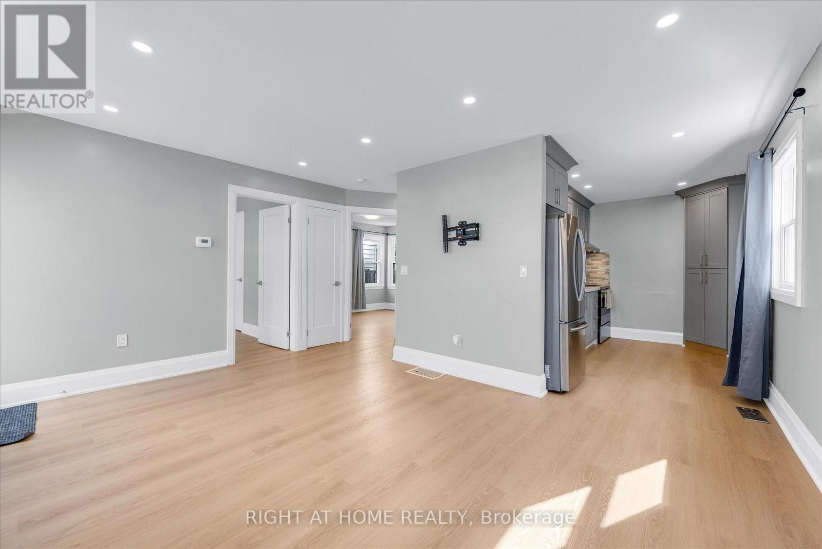 6310 Skinner Street, Niagara Falls, Ontario  L2G 2Y7 - Photo 7 - X14098154
