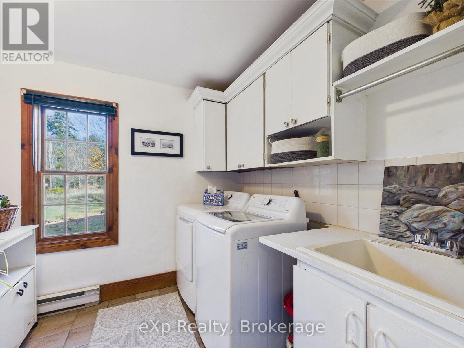 1002 Silver Lake Road, Gravenhurst, Ontario  P1P 0G3 - Photo 23 - X14087766