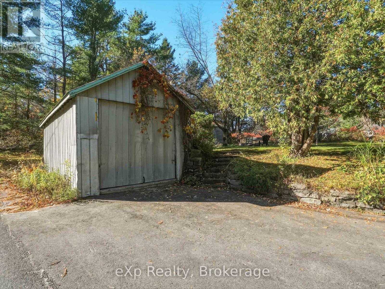 1002 Silver Lake Road, Gravenhurst, Ontario  P1P 0G3 - Photo 38 - X14087766