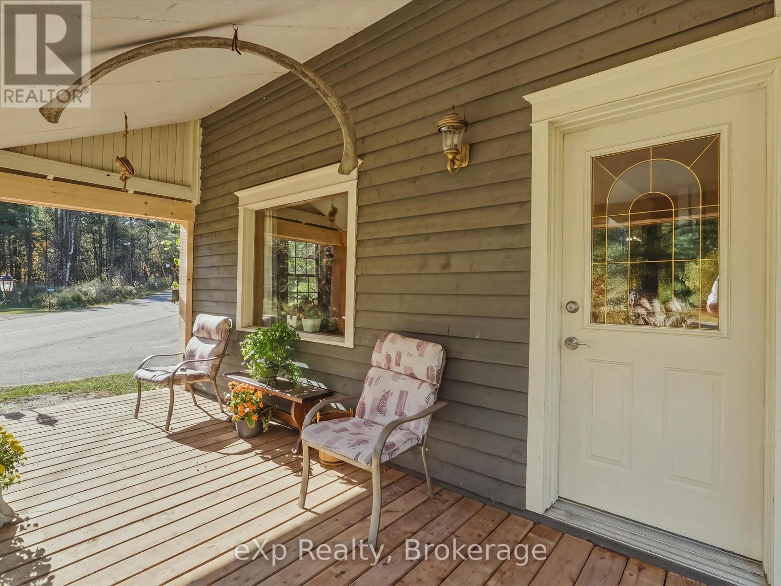 1002 Silver Lake Road, Gravenhurst, Ontario  P1P 0G3 - Photo 4 - X14087766