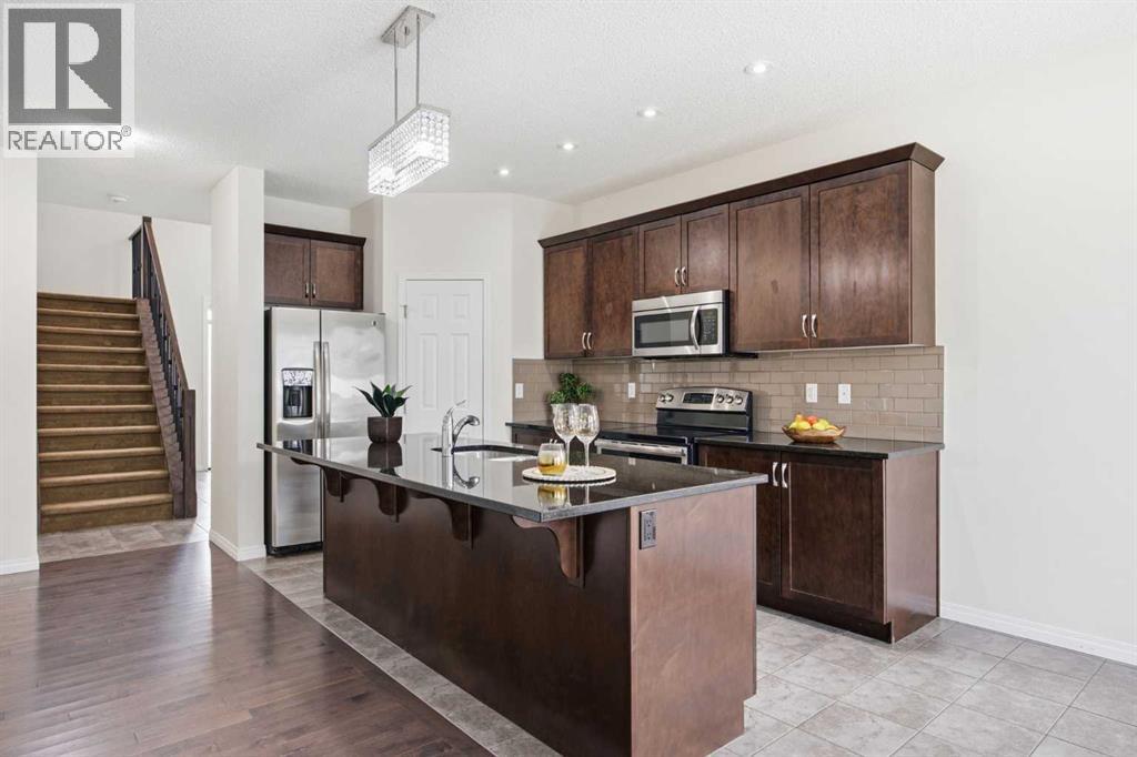 111 Windbrook Manor Sw, Airdrie, Alberta  T4B 3X2 - Photo 8 - A2342831