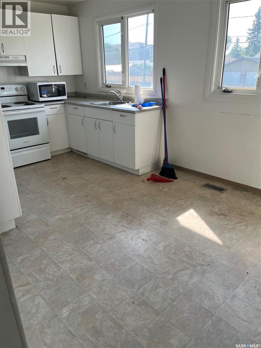 718-726 Albert Street, Estevan, Saskatchewan  S4A 1R5 - Photo 18 - SK051536
