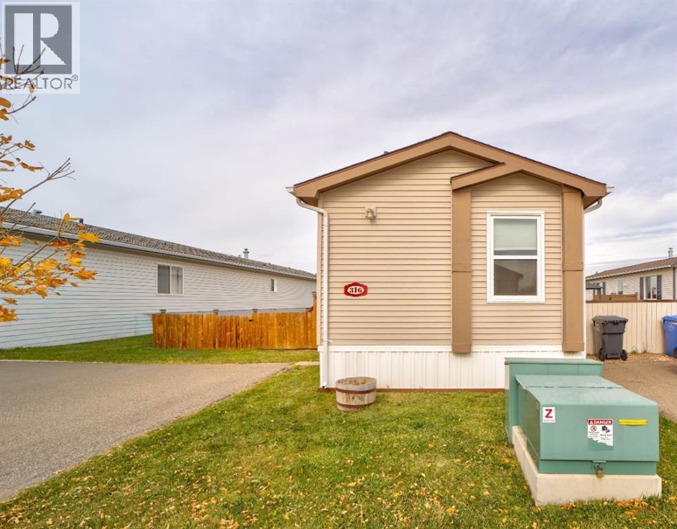 316 Spurline Avenue, Coaldale, Alberta  T1M 0B1 - Photo 1 - A2350751
