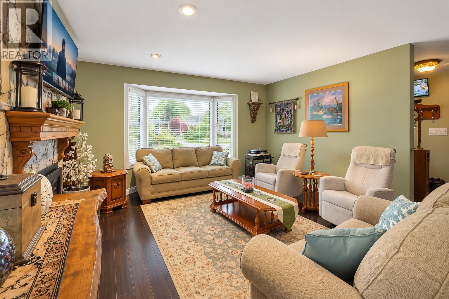 12496 219th Street, Maple Ridge, British Columbia  V2X 0V3 - Photo 6 - R3175542