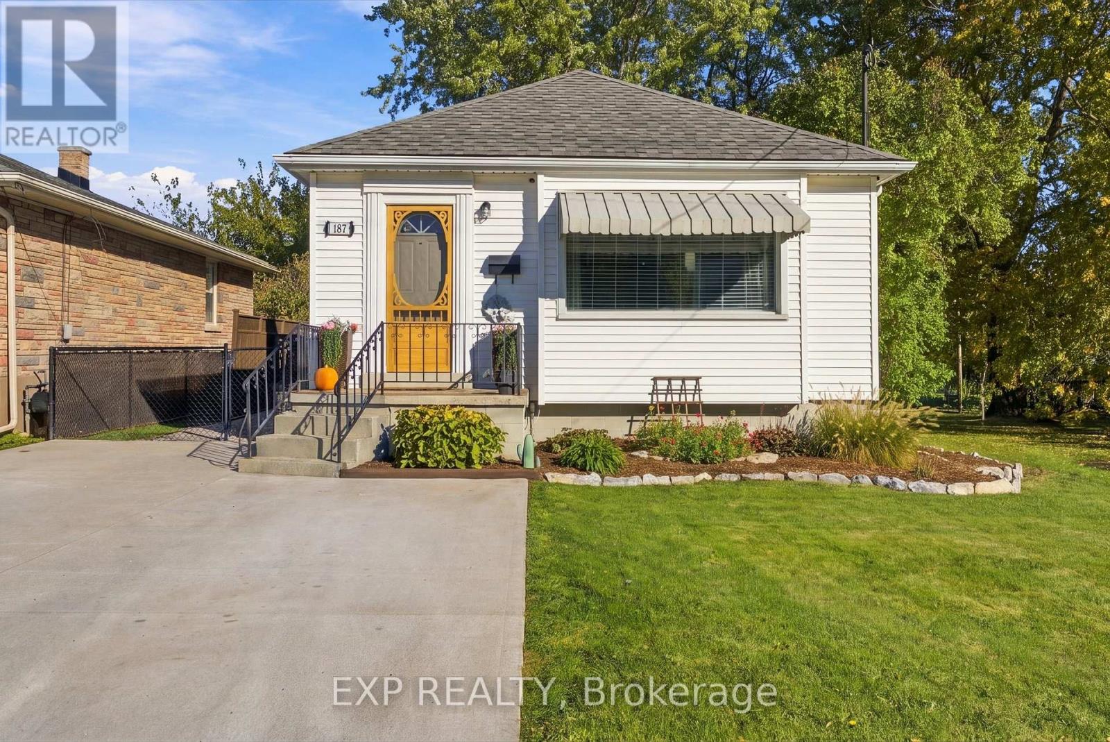 187 Bertie Street, Fort Erie, Ontario  L2A 1Z4 - Photo 2 - X14098242