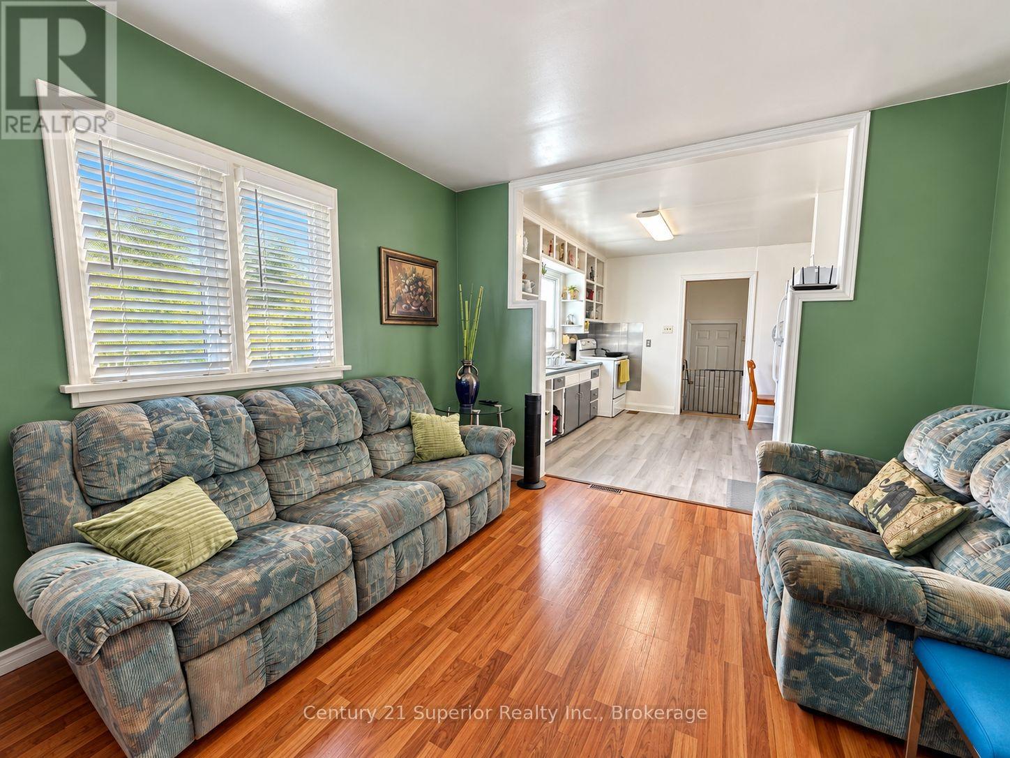 609 Van Norman Street, Thunder Bay, Ontario  P7A 4G3 - Photo 13 - X14098210