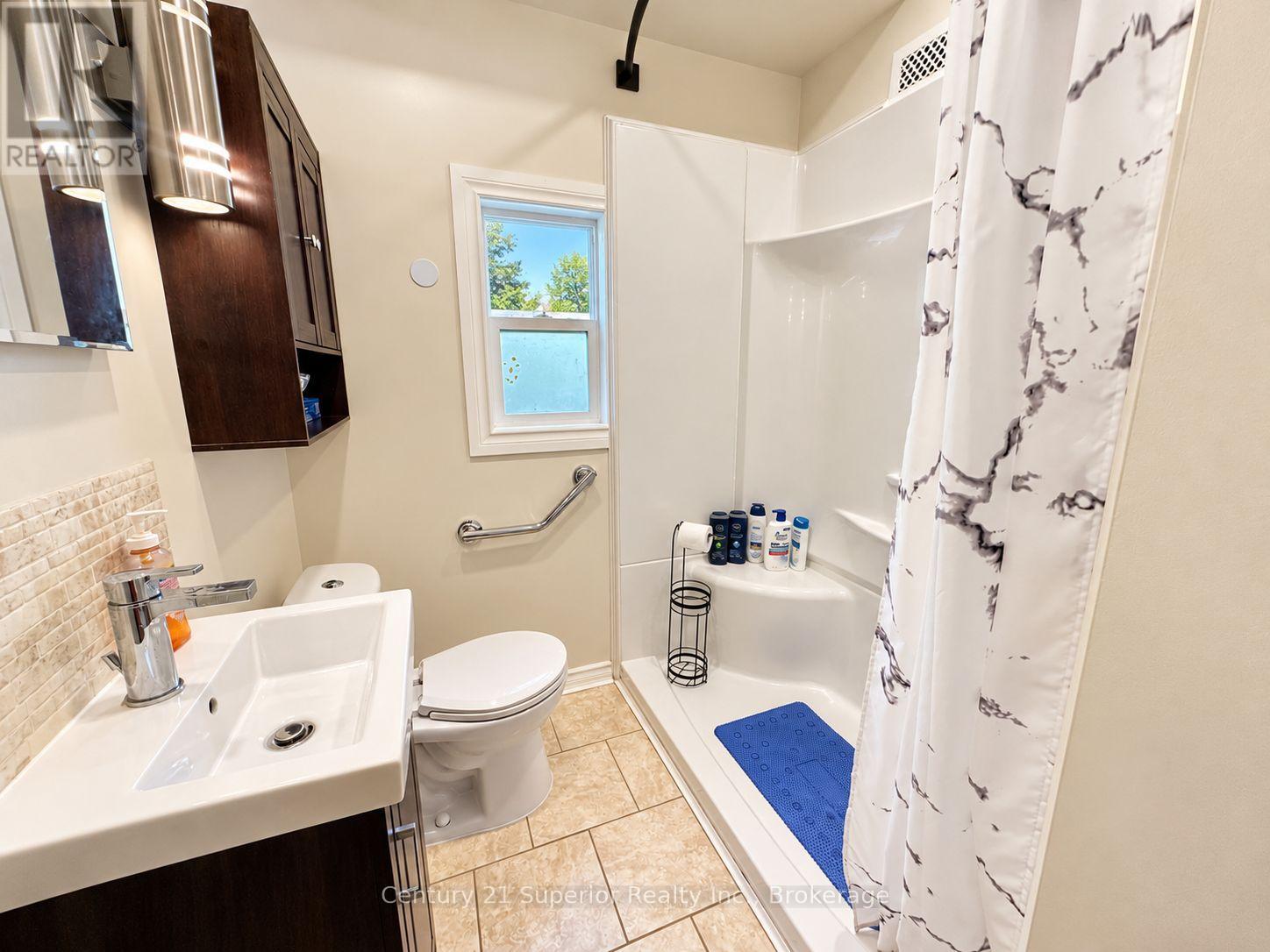 609 Van Norman Street, Thunder Bay, Ontario  P7A 4G3 - Photo 18 - X14098210